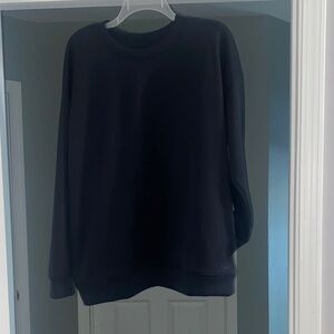 Mondetta Women's Classic Black Crew Neck Sweater